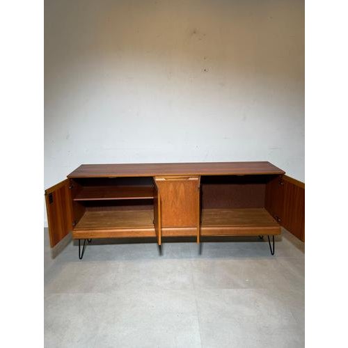 Mid-Century Modern Teak 5-Door Sideboard with Hairpin Legs from Meredew For Sale - Image 4 of 7