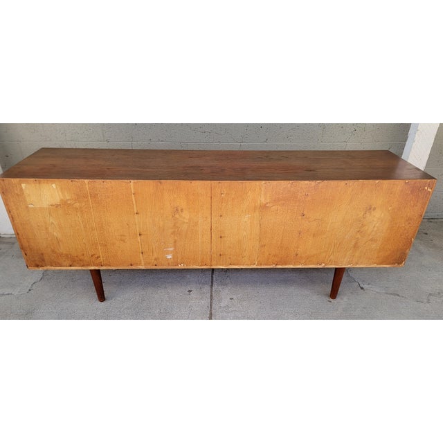 Hans Wegner Ry-26 Teak Danish Modern Credenza With Sliding Doors For Sale - Image 10 of 18