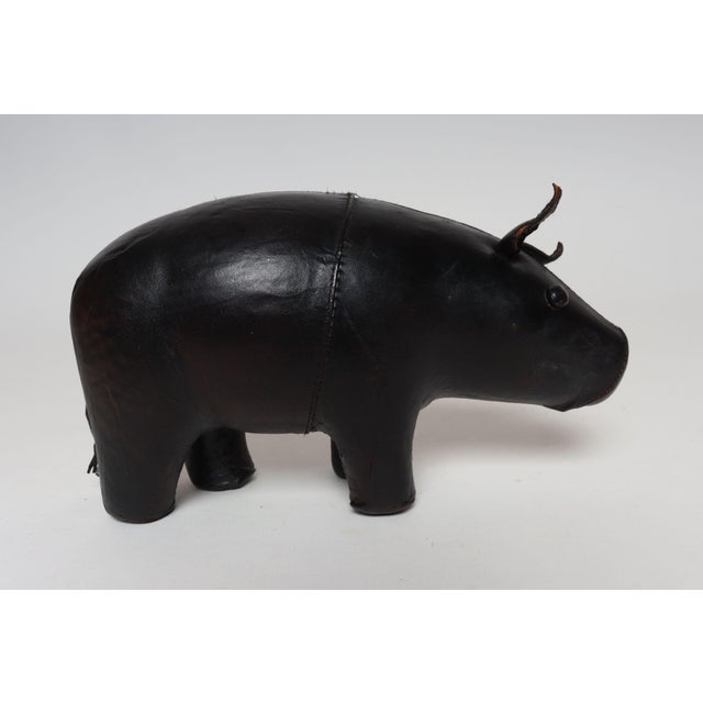 Chocolate Petite Vintage Hand-Dyed Leather Pig After Dmitiri Omersa For Sale - Image 8 of 18