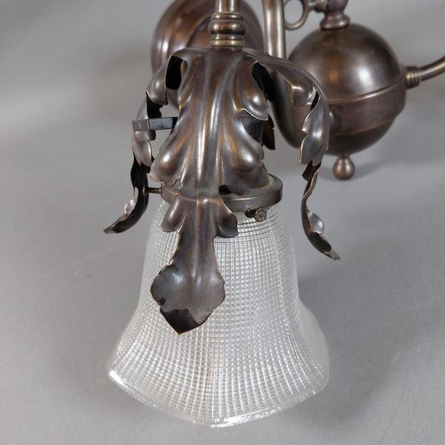 Brass Pair of Early 20th Century Art Nouveau Gas-Electric Wall Lights With Floral Motifs & Frosted Bell Shades For Sale - Image 8 of 8