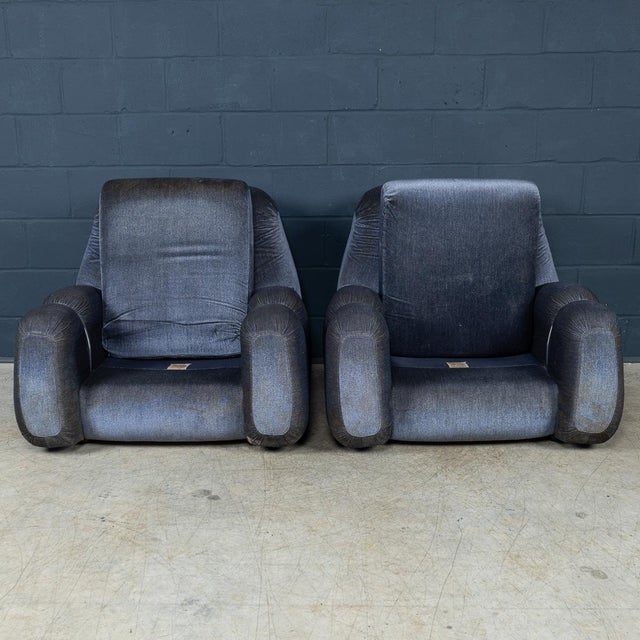 Textile 20th Century Italian Blue Velvet Armchairs by Agostino Lescai for Brevetti, 1970s, Set of 2 For Sale - Image 7 of 18