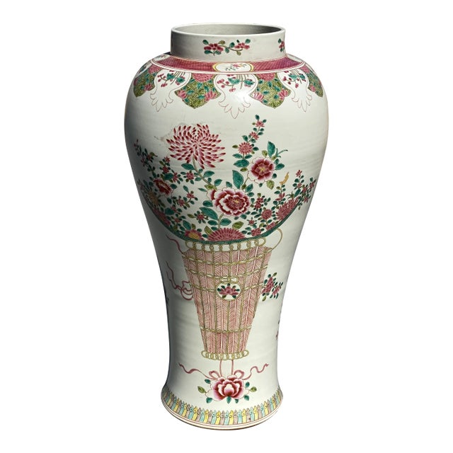 Early 20th Century Large Chinese Urn For Sale