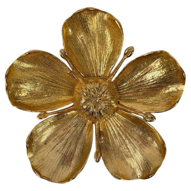 Vintage Brass Metal Flower Ashtray in the style of Gucci with Removable Petals, 1970s For Sale - Image 17 of 17