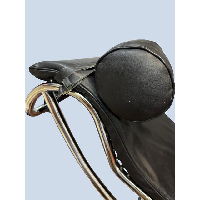 2000 - 2009 Italian Chaise Lounge, 2000s For Sale - Image 5 of 7