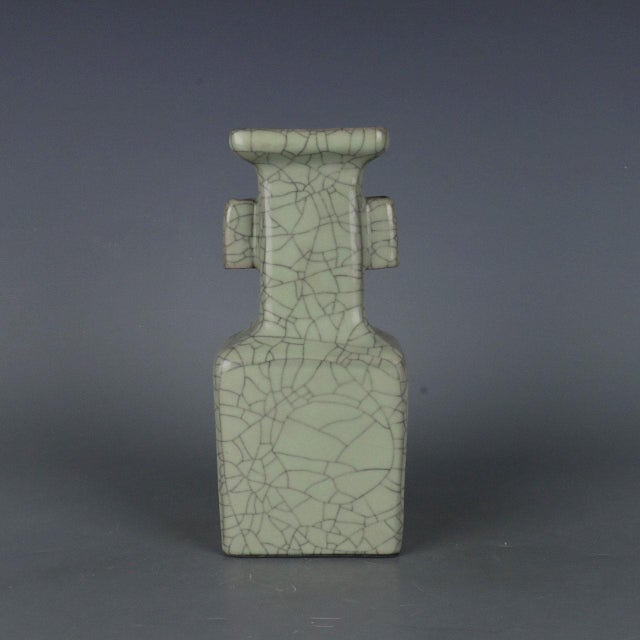 Chinese Ceramic Vase Guan Ware Crackle Glaze Celadon Double Ears Vase For Sale - Image 4 of 6