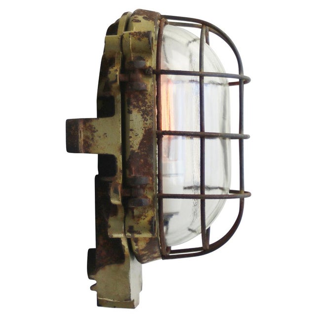 French industrial wall / ceiling lamp by mapelec, amiens, france cast iron back with clear glass. e27 / e26 weight: 11.70...