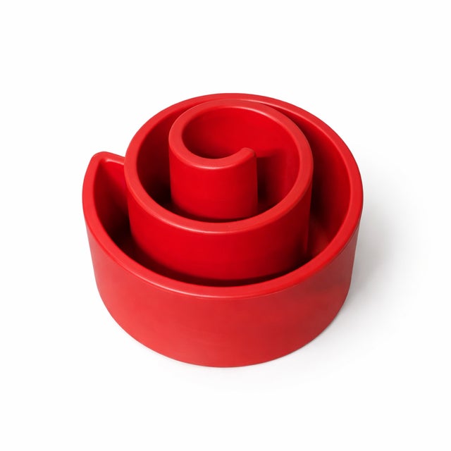 Snail magazine rack, created by the industrial design studio Bert & Bert for the Italian firm Con & Con in 2005. Made in...