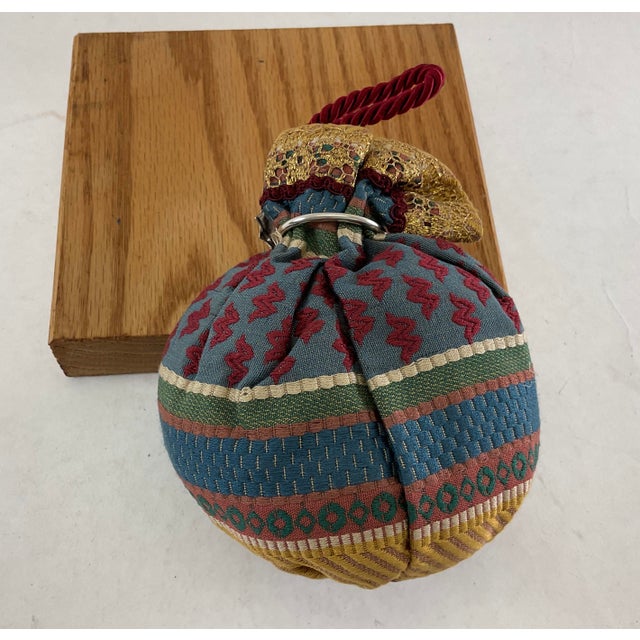 Traditional Artisanal Scent Hanger for Closet With Sterling Silver Putti Decoration For Sale - Image 3 of 9