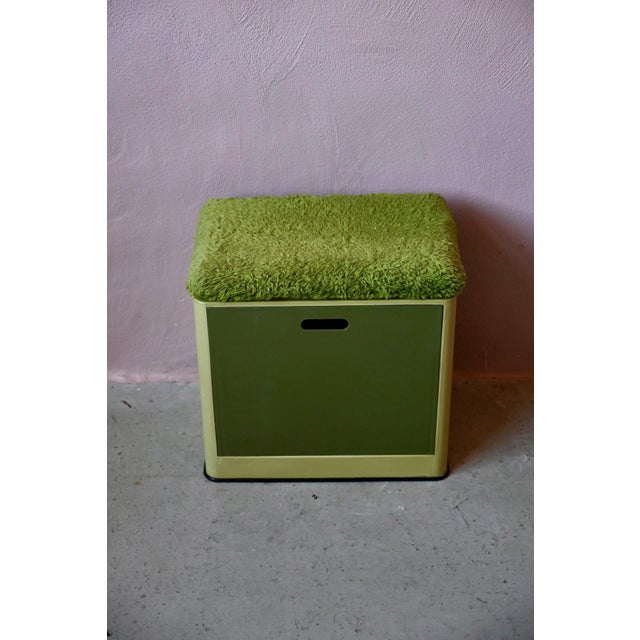 Space-Age Laundry Ottoman in Green Plastic from Emsa, West Germany, 1970s For Sale - Image 4 of 11