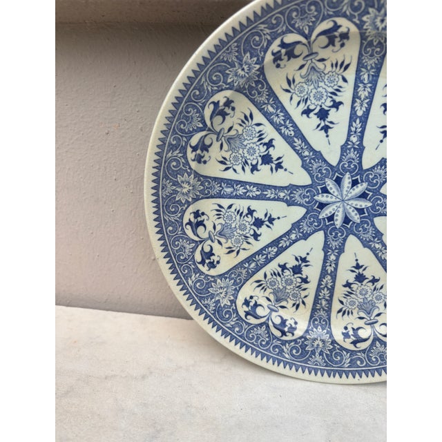 Rustic 19th Century French Blue & White Faience Dessert Plate Sarreguemines For Sale - Image 3 of 4