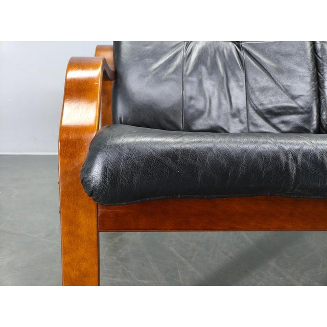 Alvar Aalto Scandinavian Leather Sofa in the style of Alvar Aalto, 1970s For Sale - Image 4 of 14