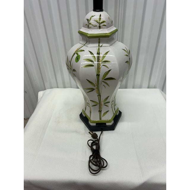 Green Vintage Hollywood Regency Ceramic Ginger Jar Table Lamp With Bamboo Design For Sale - Image 8 of 9