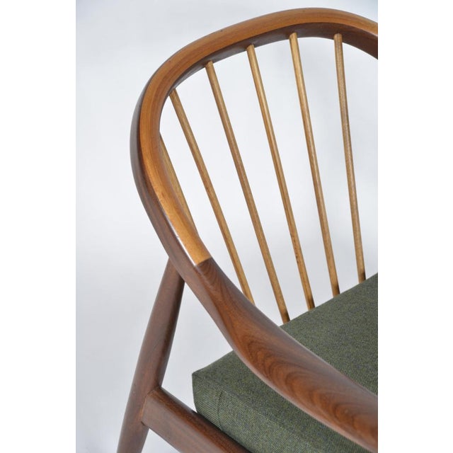 Vintage Spindle Back Lounge Chair in Teak and Wool by Greaves & Thomas England, 1960s For Sale - Image 14 of 18