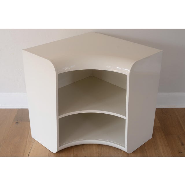 Mid-Century Modern 1950s MCM Morton Kelvinator White Metal Kitchen Wall Cabinets - Set of 2 For Sale - Image 3 of 17