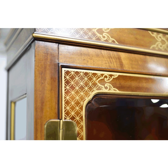 Mid Century Chinoiserie Campaign Lighted Display Curio by Drexel Heritage For Sale - Image 14 of 17