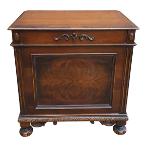 West Branch Novelty Mahogany Cedar Lined Blanket Chest