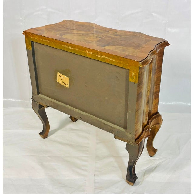 Italian Vintage Walnut Bombe Chest With Sculpted Legs For Sale - Image 13 of 18