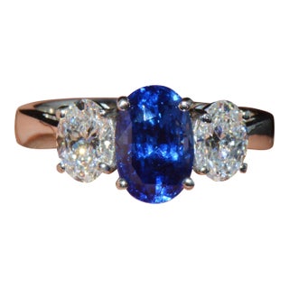 Gia Certified Natural 3.61cts VVS E Diamond Royal Blue Sapphire 950 Platinum 3 Stone Ring, Size 6.5 For Sale