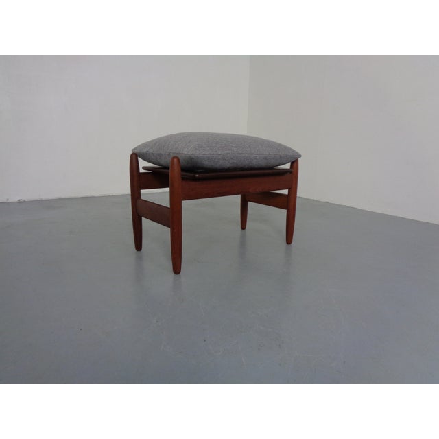 Hans Olsen designed this ottoman in the 1960s. It was manufactured by Frem Røjle in Denmark. I have official proof of...