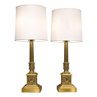Pair of Neoclassical Revival Bronze Table Lamps With Sculptural Classical Bases and New Linen Shades, 1920-1930s For Sale