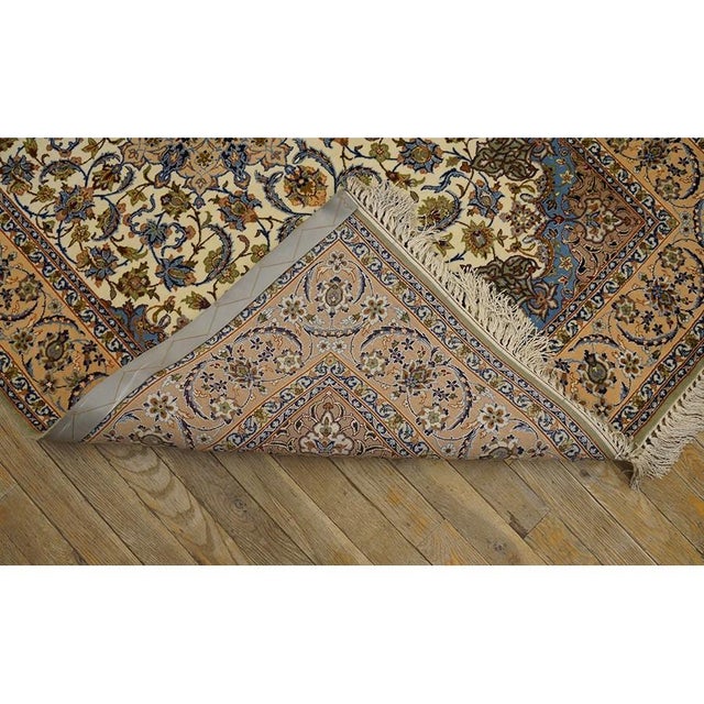 1940s 1940s Small Ivory Islimi Medallion Antique Isfahan Silk Handknotted Wool Rug For Sale - Image 5 of 7