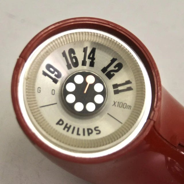 1970s Decorative Toot-A-Loop Model 20RL012 Radio in Red from Philips, 1960s For Sale - Image 5 of 8