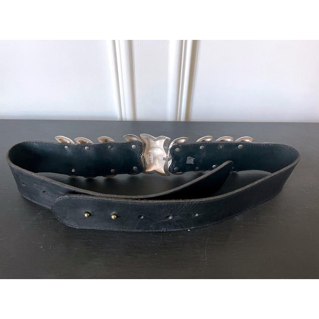 Bespoken Leather Belt with Sculptural Sterling Buckles Graziella Laffi For Sale - Image 10 of 12