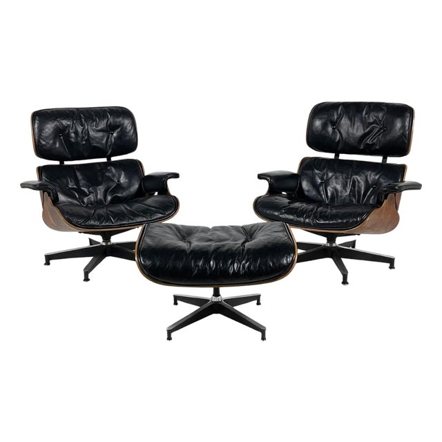 Rare Pair of Early Rosewood Eames Lounge Chairs For Sale
