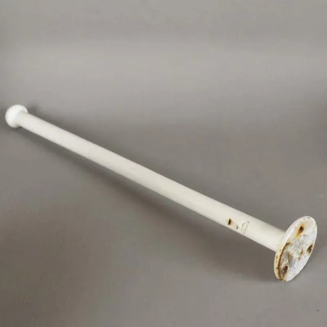 1930s Art Deco Enameled Towel Rack, 1930s For Sale - Image 5 of 10