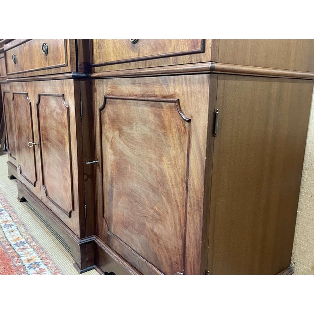 Brown English Secretary Bookcase in Mahogany, 1970s For Sale - Image 8 of 17