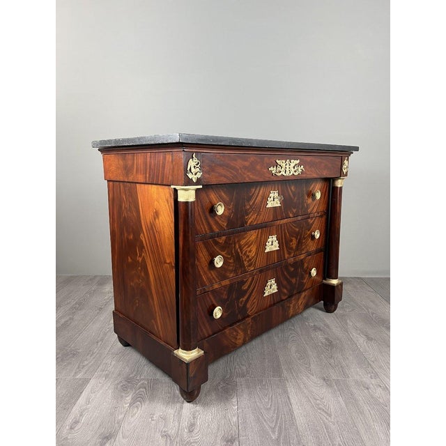 19th Century Empire-Style Mahogany Chest of Drawers For Sale - Image 6 of 13