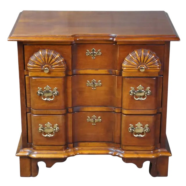 Lexington Furniture Vintage Cherry Wood Goddard Block Front Chest of Drawers Nightstand Or Side Table - 1980s