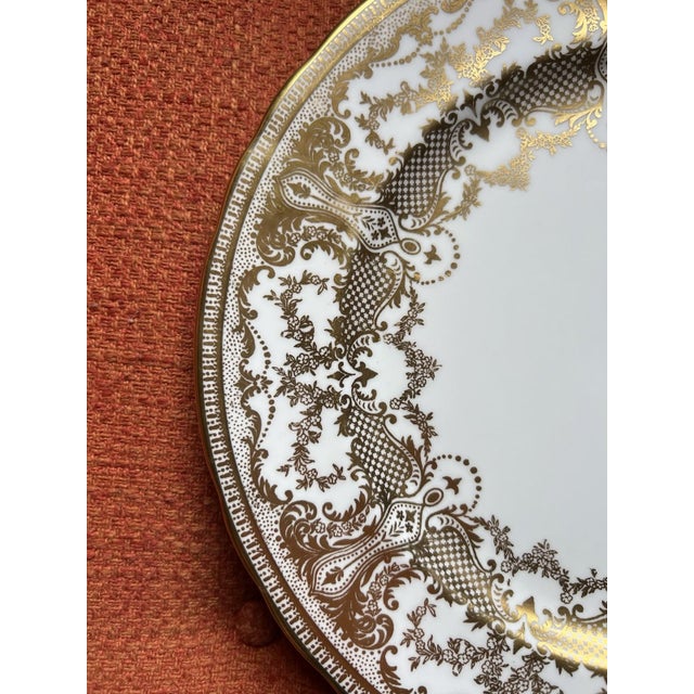 Gold Vintage Aynsley 7949 Gold Encrusted 10.5/8" Across Dinner Plate For Sale - Image 8 of 8