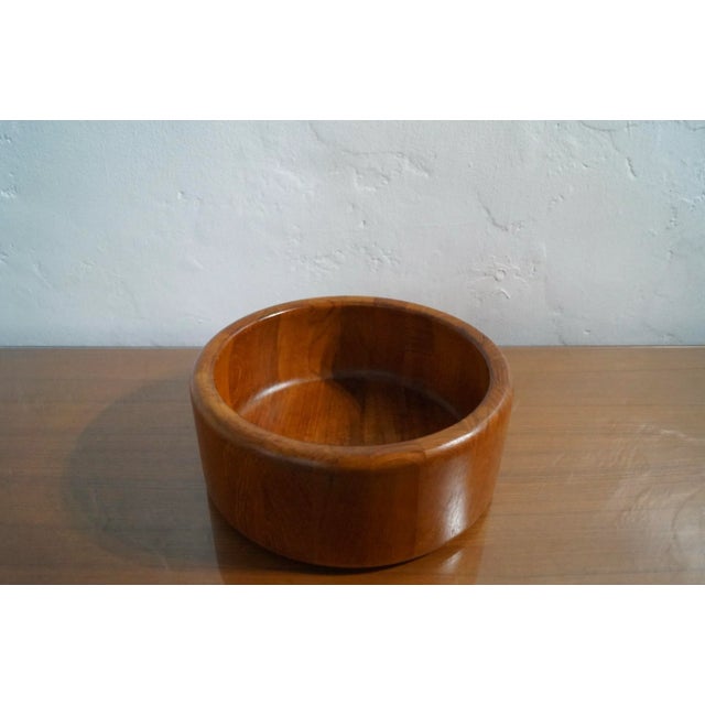 Vintage original Midcentury Modern Danish teak bowl for sale. Designed by Richard Nissen for Nissen, and made in Denmark...