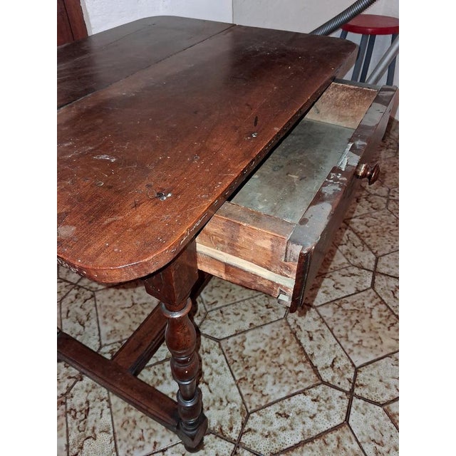 Louis XIII Walnut Cabaret Table, in Good conditions. Designed before 1890