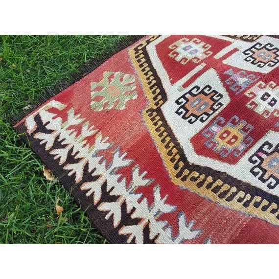 1970s Vintage Turkish Kilim Rug - 4′7″ × 6′3″ For Sale In Philadelphia - Image 6 of 8