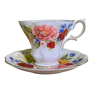 Vintage Royal Albert "Somerset" Fine English Bone China Tea Cup & Saucer