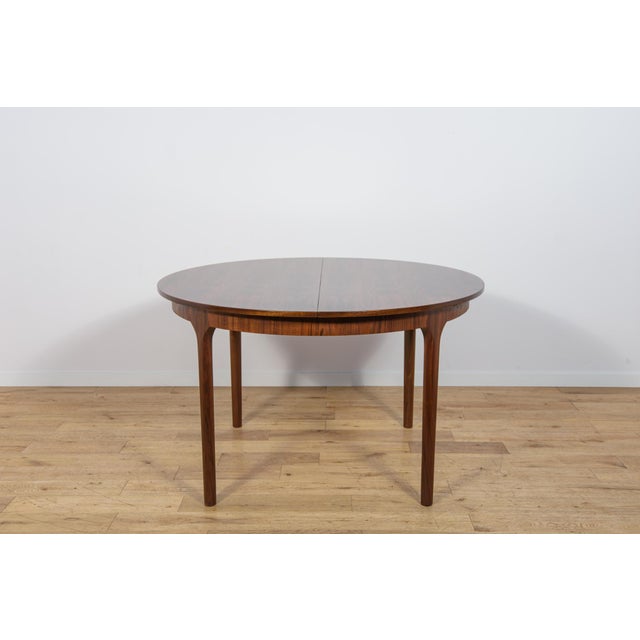 Mid-Century Modern Mid-Century Round Rosewood Extendable Dining Table from McIntosh, United Kingdom, 1960s For Sale - Image 3 of 17