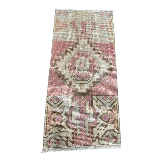 Turkish Yastik Rug 1'4" x 2'10" For Sale