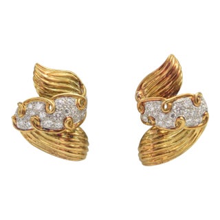 Late 20th Century Pave Diamond and Gold Fluted Ribbon Earrings - 2 Pieces For Sale