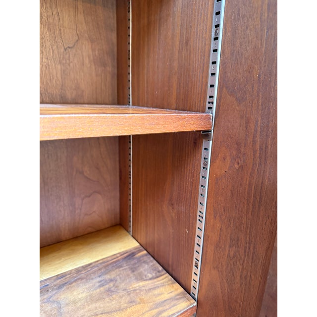 Mid 20th Century Glenn of California American Walnut Bookshelf + Cabinet, Mid 20th Century For Sale - Image 5 of 12