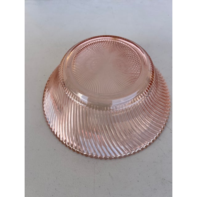 Federal Glass 1930s Federal Glass Co. "Diana" Pink Depression Glass Swirl Serving Bowl For Sale - Image 4 of 4