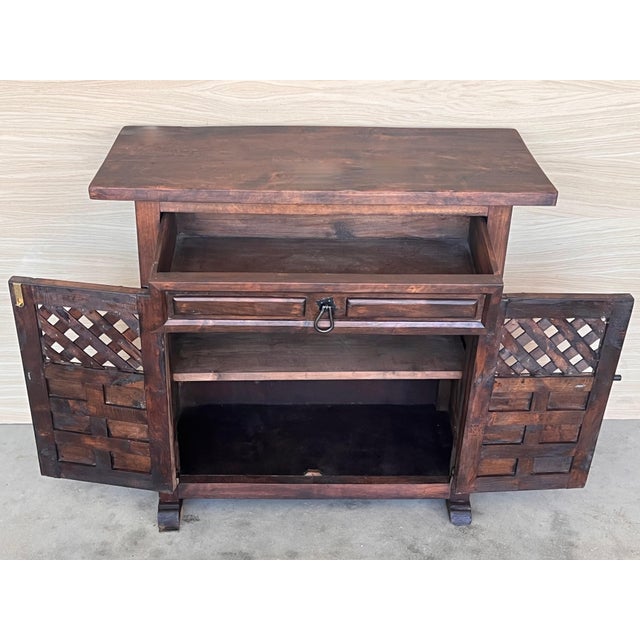 Spanish Carved Walnut Chest of Drawers, Nightstands or Narrow Console, 1920s For Sale In Miami - Image 6 of 18