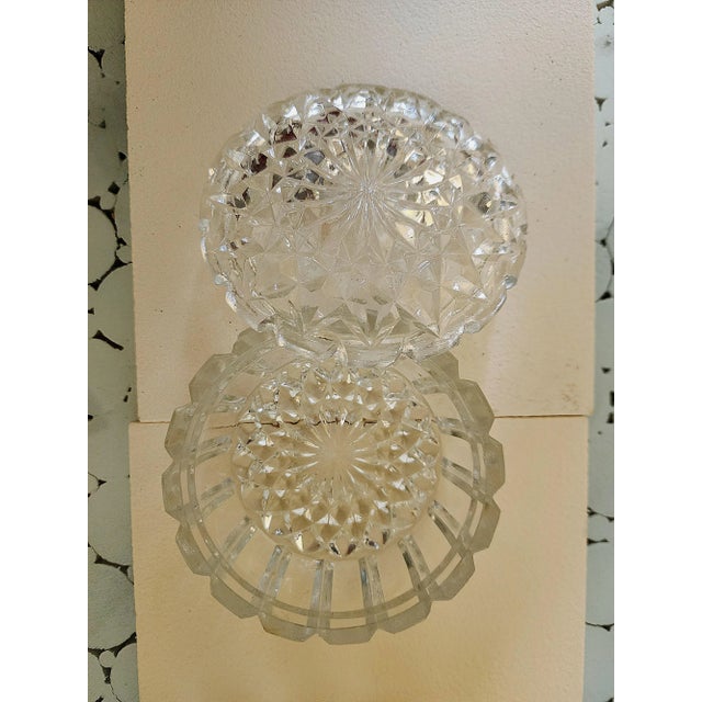 Late 20th Century Small Crystal Etched Box With Lid For Sale - Image 4 of 7