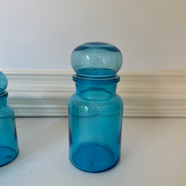 Glass 1960s Belgium Turquoise Apothecary Jar Set - Set of 3 For Sale - Image 7 of 8