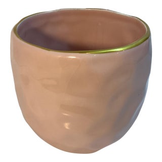 Contemporary Round Ceramic Flamingo Pink Planter With Gold Rim. For Sale