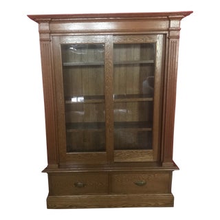 Early 20th Century Oak Bookcase With Sliding Glass Doors For Sale