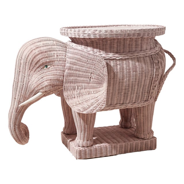 Vintage Rattan Elephant Side Table attributed to Vivai del Sud, Italy, 1960-1970 For Sale