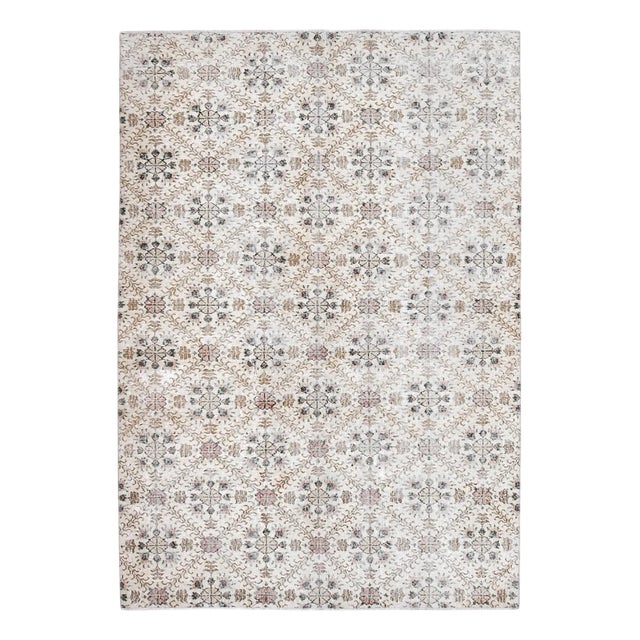 Vintage Turkish Rug in Wool For Sale