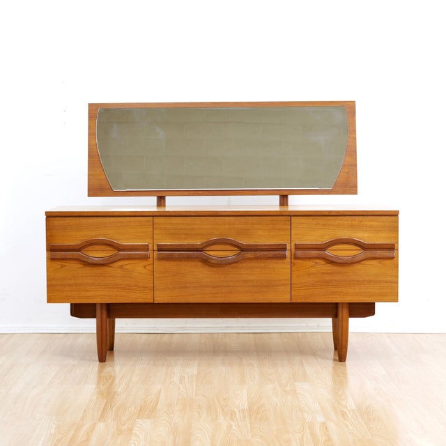 1960s 1960s Mid Century Dresser Vanity by Wrighton Furniture, Attributed For Sale - Image 5 of 12